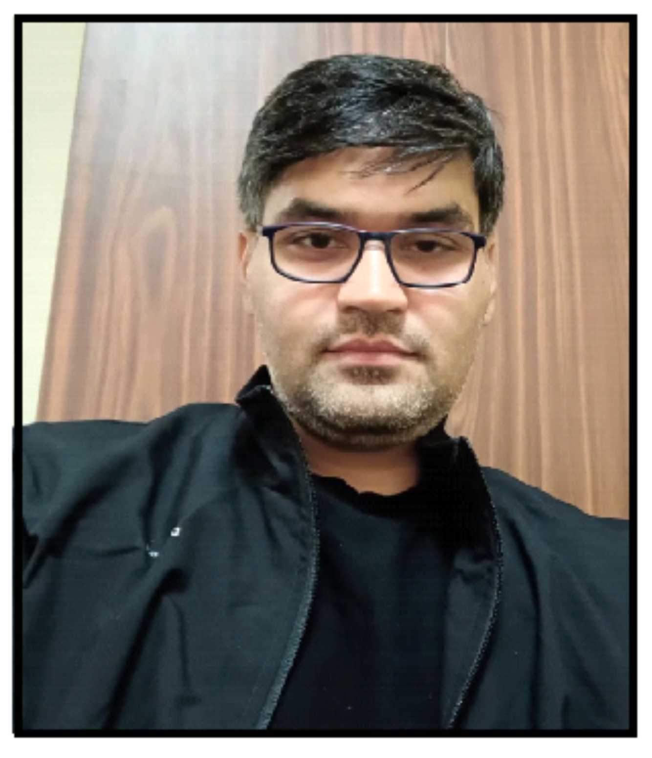 Sahitya Lekhan awam Upashrit warg Radhacharan Goswami ke Vishesh Sandharbh mai